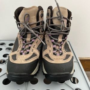 Vasque Women’s Breeze 2.0 Gtx Hiking Boot - image 1